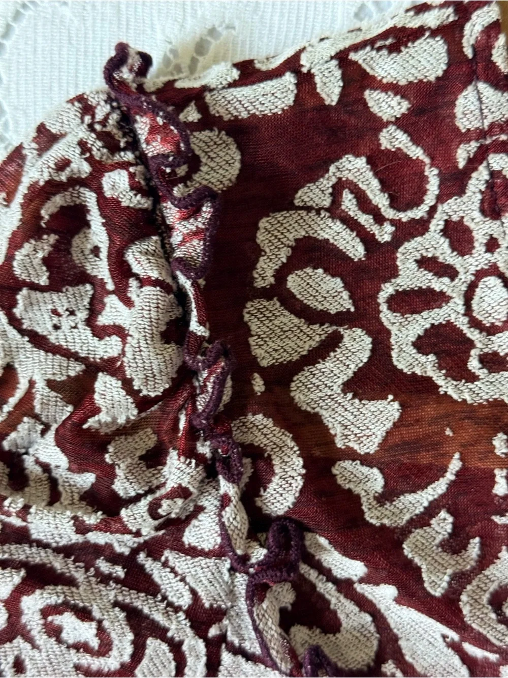 Anthropologie Burgundy Damask Ruffle Crop Top Blouse Medium Balloon Sleeve